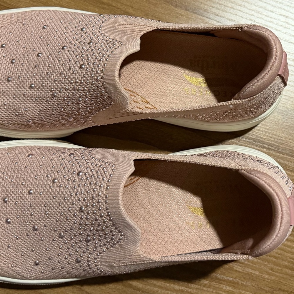Skechers Arch Fit Martha Stewart - Picture 4 of 6
